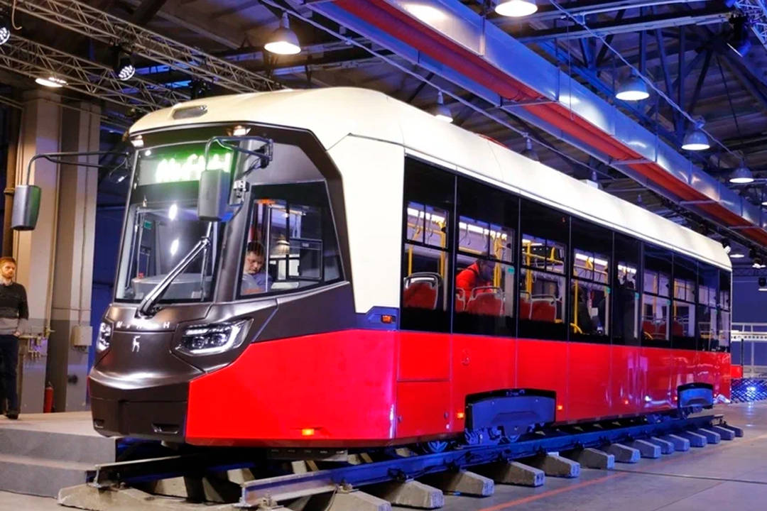 Трамвай МиНиН